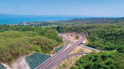 The new Guadalajara-Puerto Vallarta highway will connect with the newly rebranded Riviera Nayarit Airport.