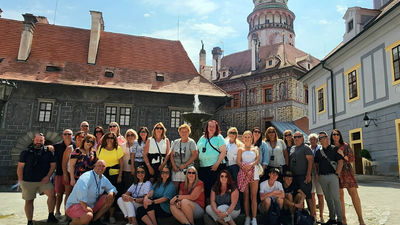 Business is booming for top-selling NEST travel advisors, who enjoyed a Central Europe river cruise during the Elite Retreat recognition trip.