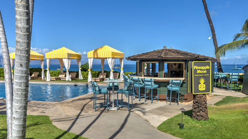 The newly reopened resort also has a brand new poolside bar.